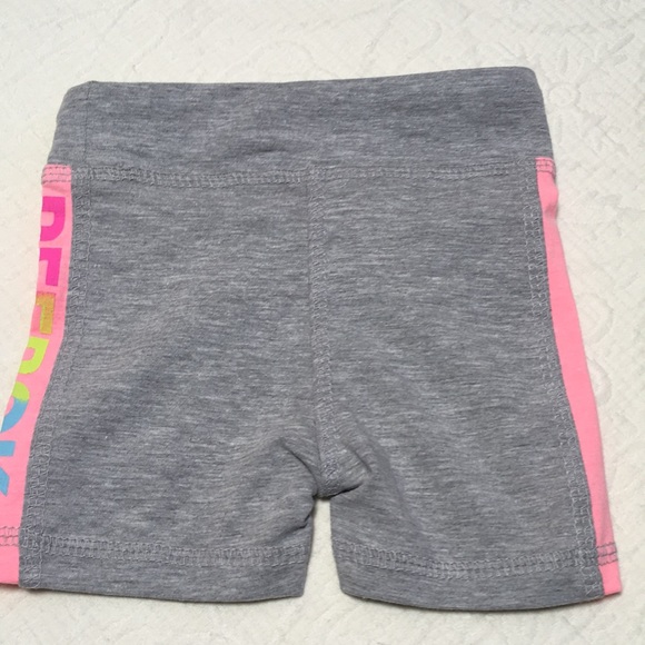 12m (3/$20) Reebok 2-Piece Summer Activewear - Picture 16 of 16